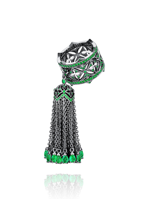 Black Gold Emerald Tassel Ring, 1 Black Gold Emerald Tassel Ring, 1