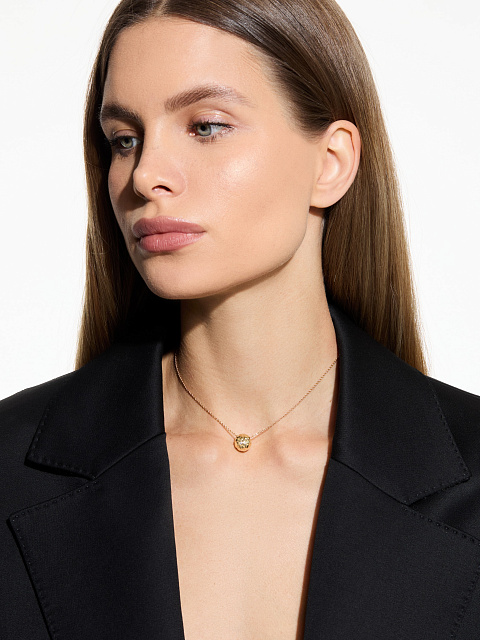 Necklace with pendant in yellow gold with LG diamond, 2