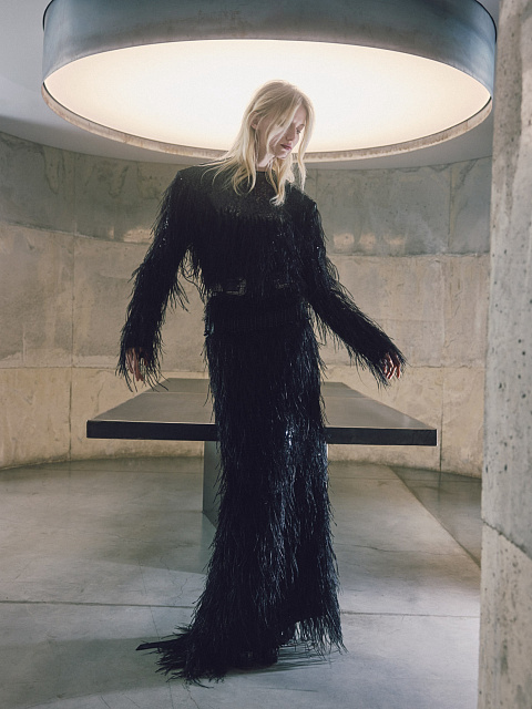 Maxi dress with ostrich feathers, 4