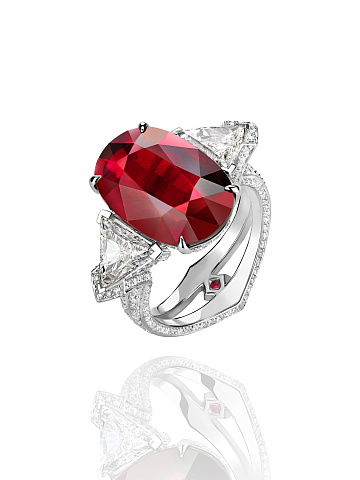 Oval Ruby Pigeon Blood, Triangular Diamond & White Gold Ring, 1