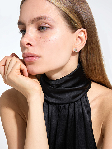 Stud earrings with yellow diamonds, 2