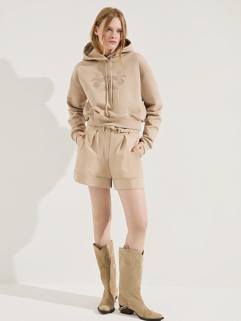 Cropped beige hoodie with embroidery, 5