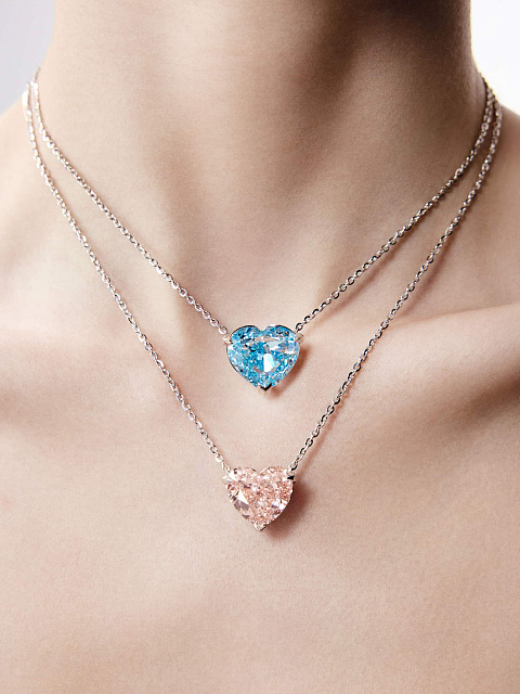 White gold necklace with pendant with pink LG diamond, 2 White gold necklace with pendant with pink LG diamond, 2