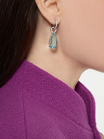 White gold hoops with pear-cut aquamarine and cross-shaped pendant, 2