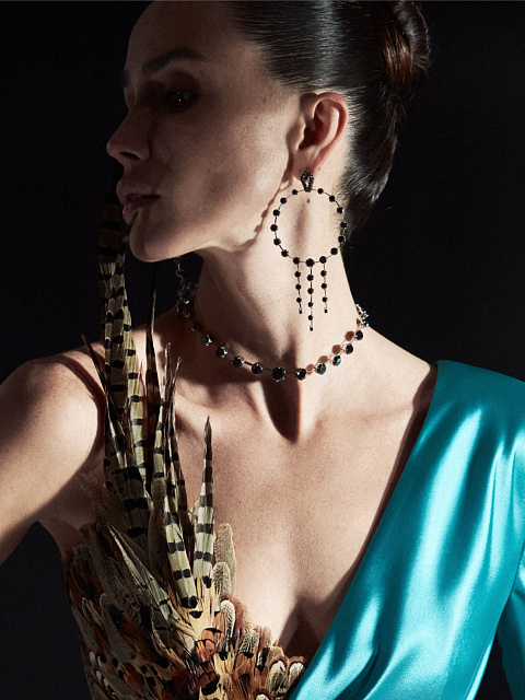 Hoop earrings in white gold with black diamonds, 3 Hoop earrings in white gold with black diamonds, 3