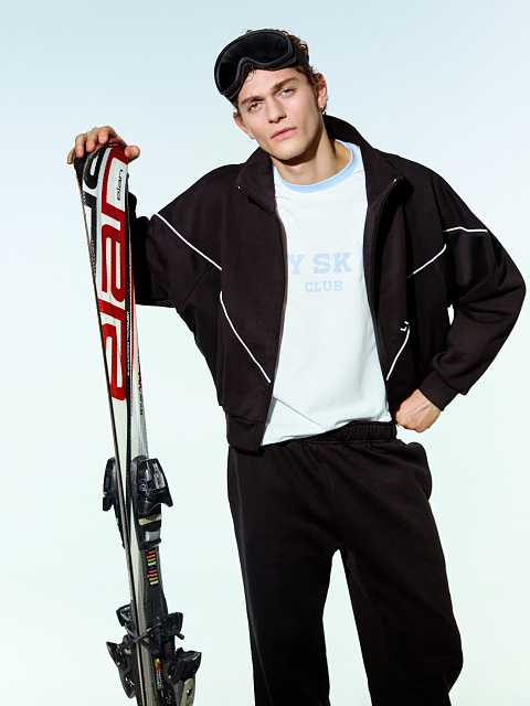 Black Fleece Tracksuit, 6 Black Fleece Tracksuit, 6