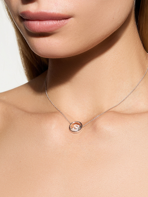 Necklace with a pendant with the letter S in white gold with rock crystal, 3