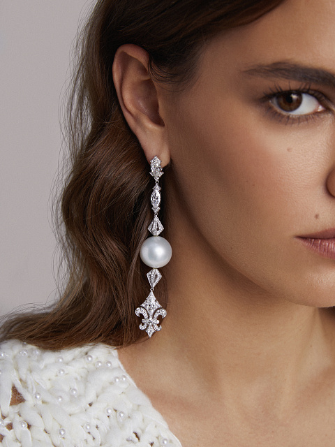 Pear Diamond & Marquise Diamond & White Pearl & White Gold Earrings, 4