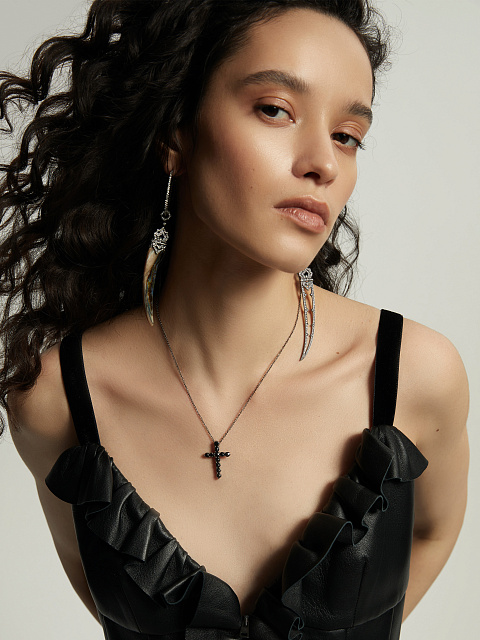 Black Gold, Mother-of-pearl & Diamonds Earrings, 3 Black Gold, Mother-of-pearl & Diamonds Earrings, 3