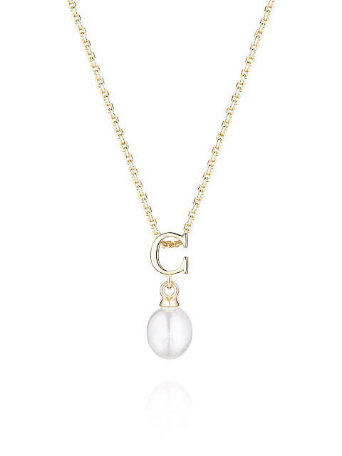 Gold-plated silver necklace with a pendant with the letter C and a pearl, 1