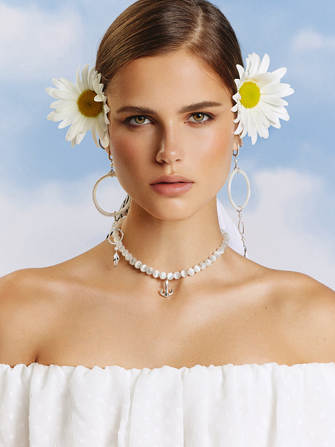 Round Diamond & White Pearl & White Pearl & White Gold Earrings, 4 Round Diamond & White Pearl & White Pearl & White Gold Earrings, 4