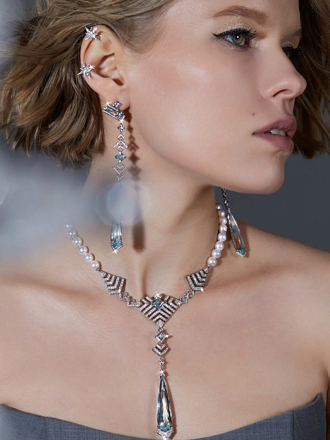 Long palladium earrings with aquamarines and diamonds, 2 Long palladium earrings with aquamarines and diamonds, 2