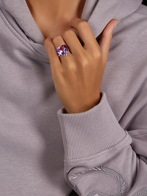 White Gold & Heart-Shaped Amethyst Ring, 3