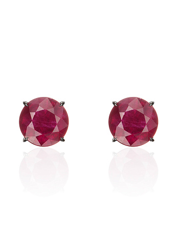 Blackened gold stud earrings with round rubies, 1
