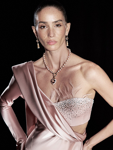 Rose gold necklace with pearls and heart-shaped morganite pendant, 2