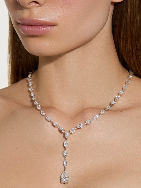 White gold necklace with LG diamonds, 2