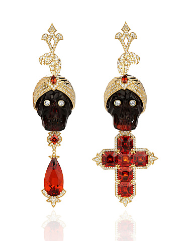 Yellow gold earrings with diamonds, amber and spessartine, 1