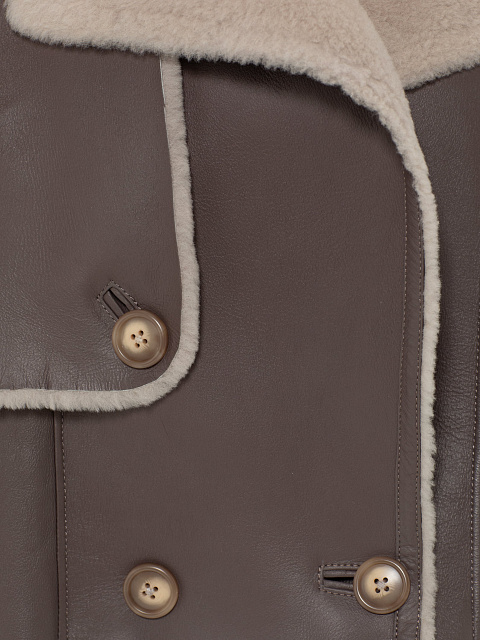 Brown sheepskin coat, 3 Brown sheepskin coat, 3