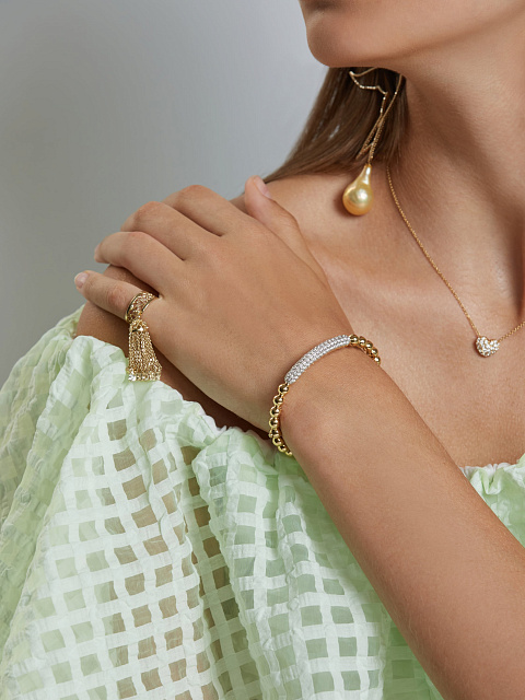 Yellow Gold & Diamond Tassel Ring, 5