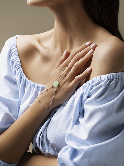 Carved Chalcedony, Round Sapphire, Round Diamonds Slave Bracelet , 2