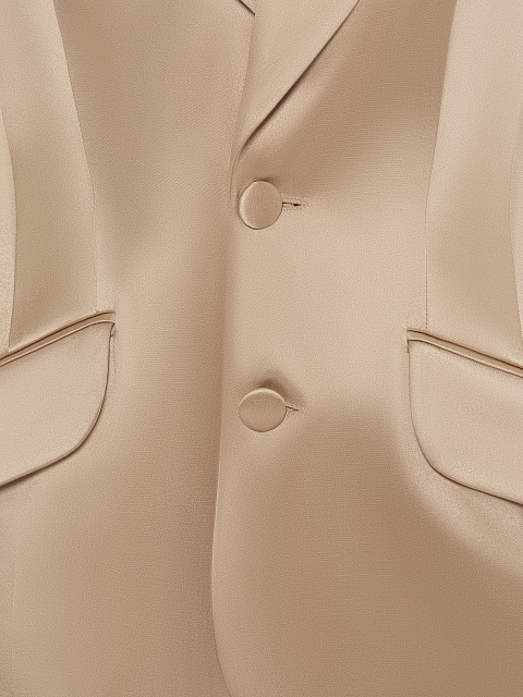 Beige silk three-piece suit, 6