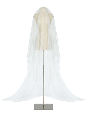 White Long Veil, 1